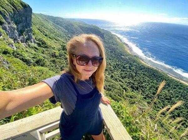 شابة تعلق في جزيرة نائية  لـ 18 شهراً بعد رحلة قصيرة إليها